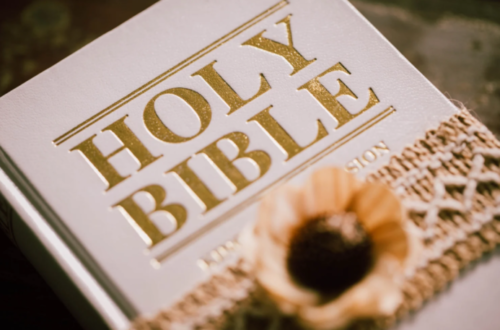 Picture of a King James Bible