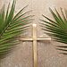 Palm leaves and cross represents Israelites shouting Hosanna in Matthew 21:9–a verse mentioned in this devotional