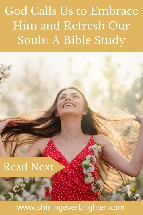 Gold article pin for Refresh Your Soul Bible Study